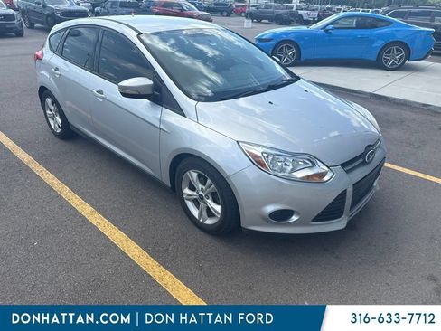 Used 2014 Ford Focus SE FWD image 6