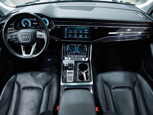 Used 2022 Audi Q7 3.0T Premium Plus w/ Premium Plus Package AWD/4WD image 9