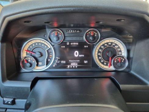Used 2017 RAM 1500 Lone Star AWD/4WD image 17