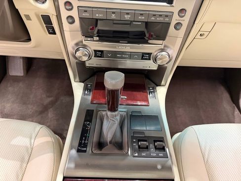 Used 2015 Lexus GX 460 w/ Premium Package image 42