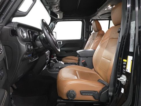 Used 2023 Jeep Wrangler Unlimited Sahara w/ Cold Weather Group image 11