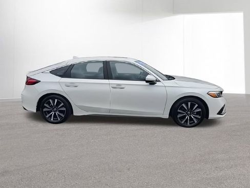 Used 2024 Honda Civic EX-L image 10