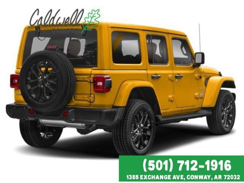 Used 2022 Jeep Wrangler Unlimited Sahara w/ Cold Weather Group AWD/4WD image 7