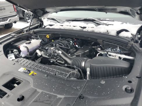 New 2025 Jeep Grand Cherokee Altitude AWD/4WD image 34