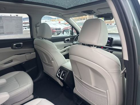 New 2026 Kia Sorento EX image 16