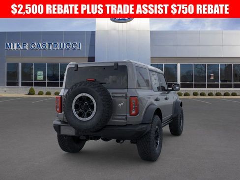 New 2025 Ford Bronco Badlands image 8