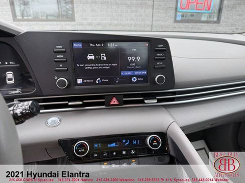 Used 2021 Hyundai Elantra SEL image 22