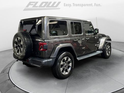 Used 2018 Jeep Wrangler Unlimited Sahara w/ Dual Top Group image 9