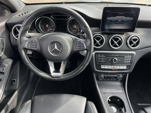 Used 2018 Mercedes-Benz CLA 250 image 10
