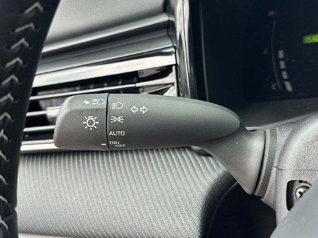 Used 2026 Toyota Camry SE w/ Multimedia Upgrade Package FWD image 26