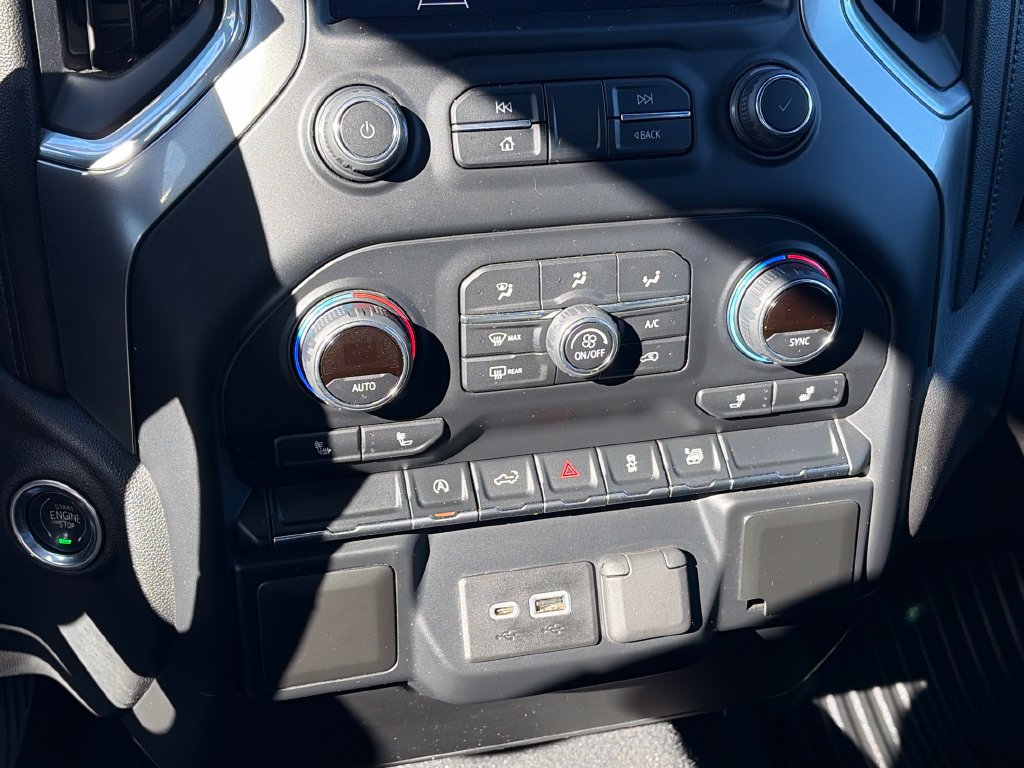 Used 2020 Chevrolet Silverado 1500 LT w/ All-Star Edition AWD/4WD image 21