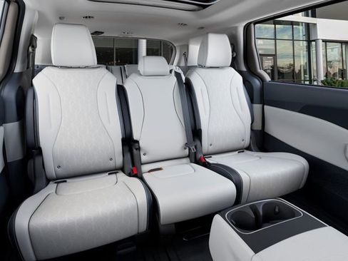 New 2026 Kia Carnival SX image 17