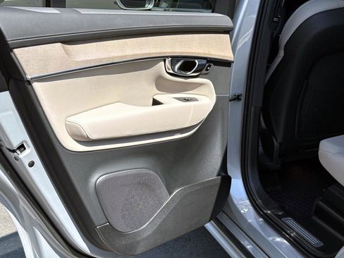 Used 2025 Volvo XC90 B5 Core w/ Protection Package image 13