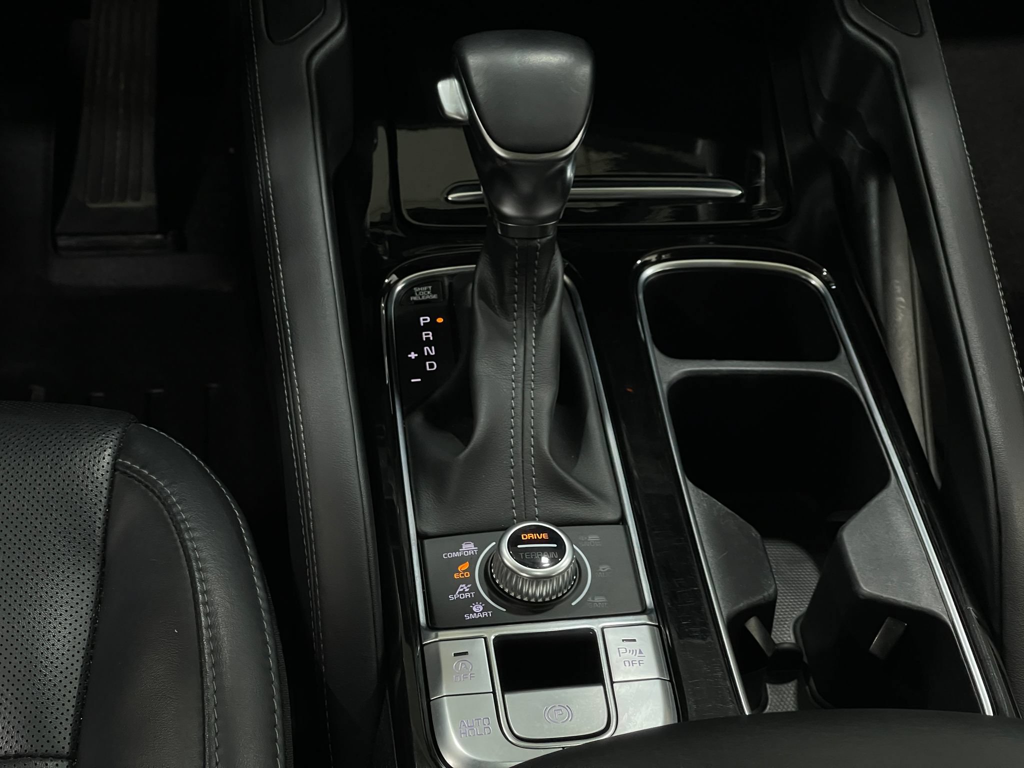 Used 2020 Kia Telluride EX AWD/4WD image 29