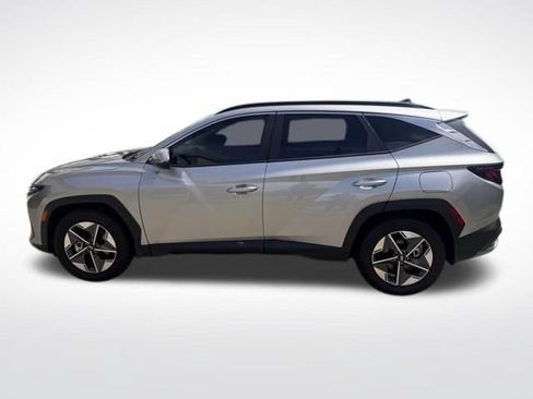 Used 2025 Hyundai Tucson SEL FWD image 6