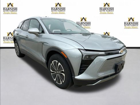 Used 2024 Chevrolet Blazer EV LT AWD/4WD image 9