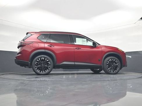 Used 2026 Nissan Rogue Dark Armor FWD image 26