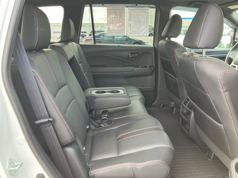 Used 2023 Honda Passport TrailSport image 33