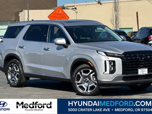 New 2025 Hyundai Palisade SEL image 1