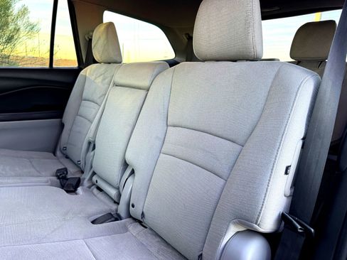 Used 2018 Honda Pilot EX image 17
