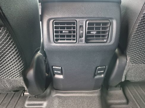 Used 2017 Toyota 4Runner SR5 AWD/4WD image 21