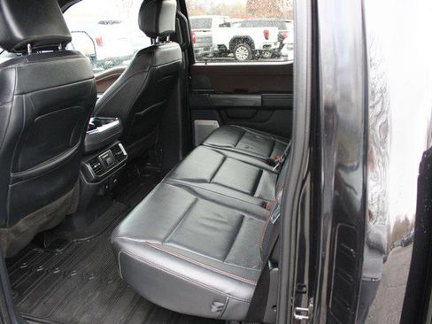 Used 2023 Ford F150 Lariat w/ Equipment Group 502A High image 7