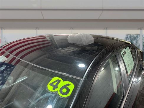 Used 2024 Nissan Altima 2.5 SV FWD image 11