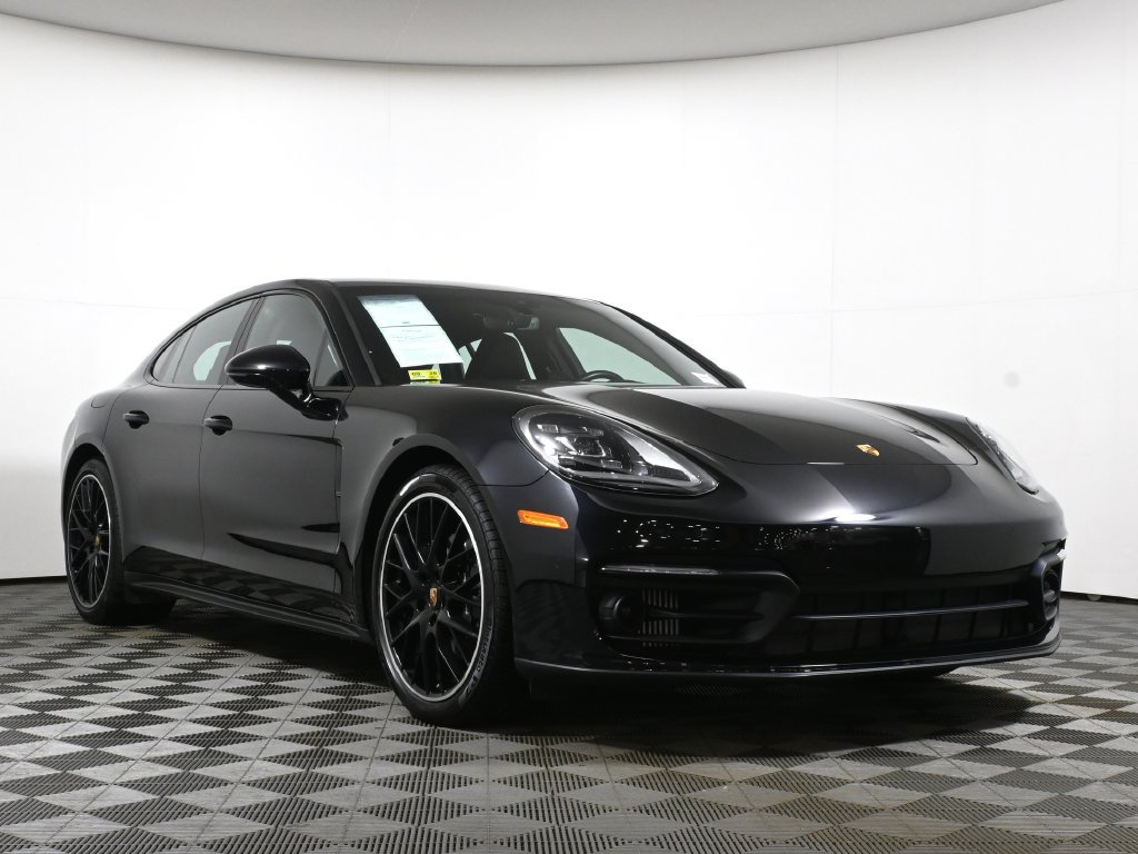 Used 2023 Porsche Panamera 4 Platinum Edition AWD/4WD image 9