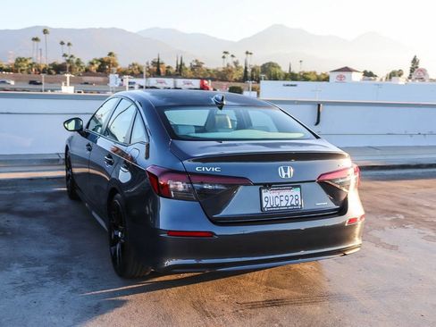 Used 2025 Honda Civic Sport image 7