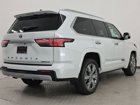 Used 2026 Toyota Sequoia Capstone image 7