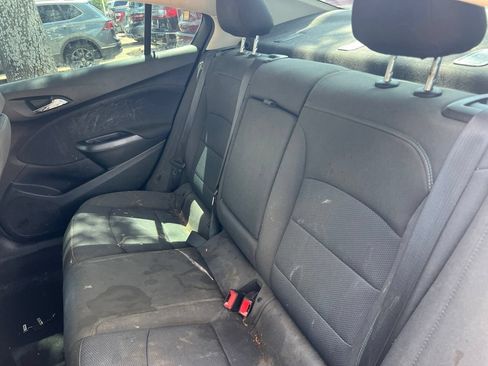 Used 2018 Chevrolet Cruze LT FWD image 22