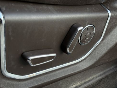 Used 2017 Ford F250 King Ranch w/ King Ranch Ultimate Package image 31