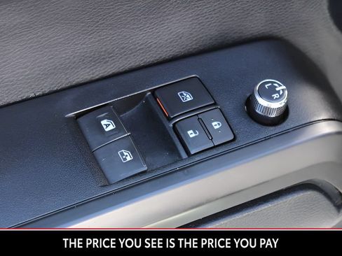 Used 2018 Toyota Tacoma SR w/ SR Convenience Package AWD/4WD image 18