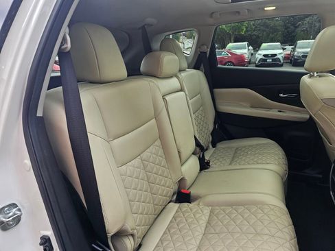 Used 2021 Nissan Murano Platinum image 11