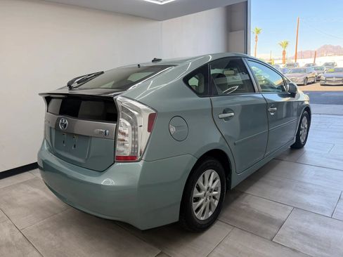 Used 2012 Toyota Prius Prime Plug-In Hybrid FWD image 12