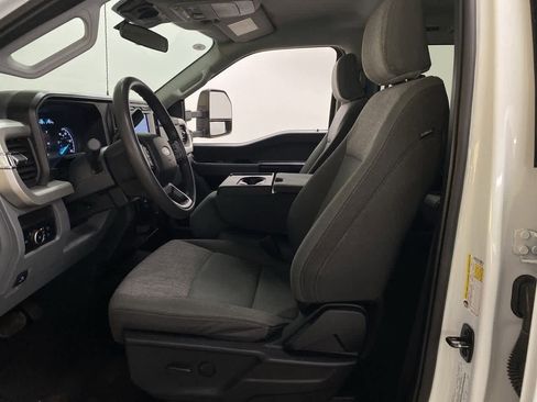 Used 2024 Ford F350 XLT image 13