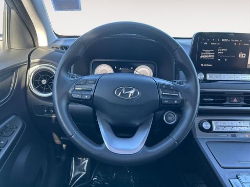 Used 2023 Hyundai Kona Limited image 14