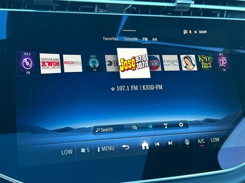 New 2026 Mercedes-Benz E 450 4MATIC Sedan image 19