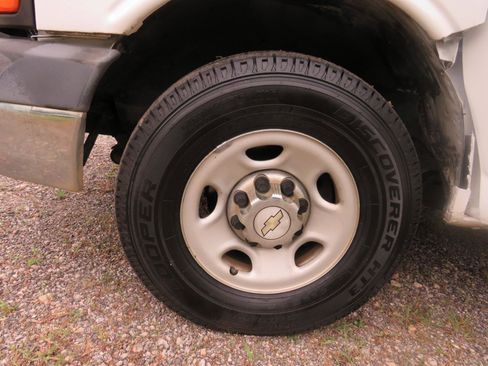 Used 2014 Chevrolet Express 2500 LT w/ LT Preferred Equipment Group image 33