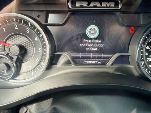 Used 2023 RAM 1500 Laramie AWD/4WD image 10