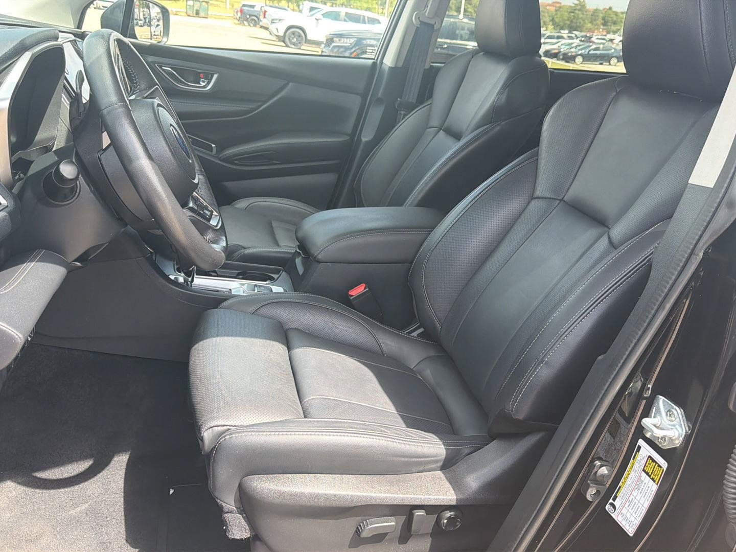 Used 2023 Subaru Ascent Limited AWD/4WD image 10