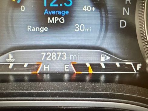 Used 2019 Jeep Cherokee Limited AWD/4WD image 6