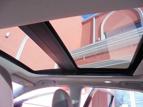 Used 2016 Nissan Murano Platinum w/ Platinum Technology Package image 19