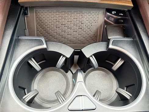 Used 2023 Mercedes-Benz GLE 450 4MATIC image 31