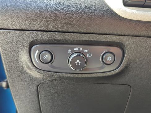 Used 2020 Buick Encore GX Essence w/ Advanced Technology Package image 15