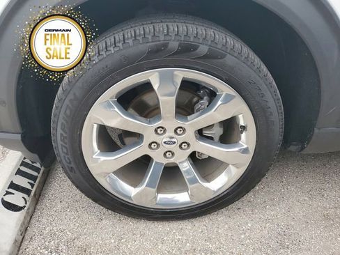 Used 2020 Ford Explorer Platinum w/ Premium Technology Package image 10