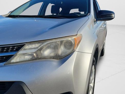 Used 2013 Toyota RAV4 LE FWD image 23