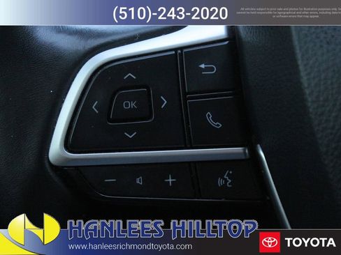 Certified 2022 Toyota Highlander XLE image 32