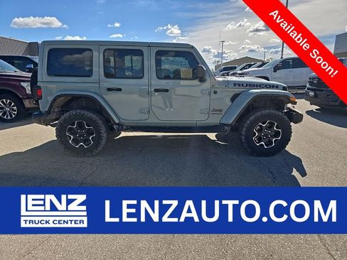 Used 2023 Jeep Wrangler Unlimited Rubicon w/ Cold Weather Group AWD/4WD image 1
