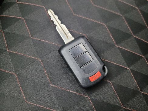 Used 2021 Mitsubishi Mirage LE FWD image 32